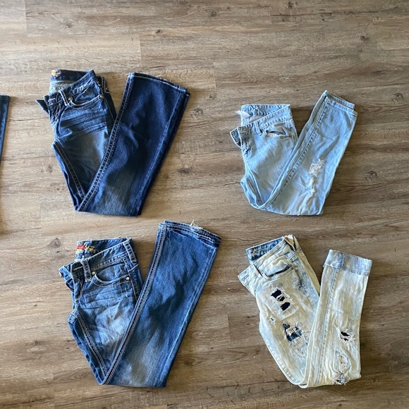 Jeans! - Picture 2 of 3